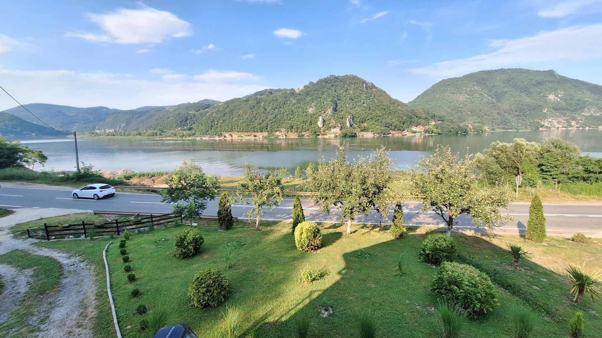 Dijanin Konak Zvornik Luaran gambar